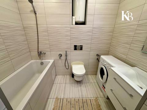 квартира за адресою Набережна Перемоги вул., 112-Д