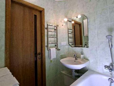 квартира за адресою Ялтинська вул., 15