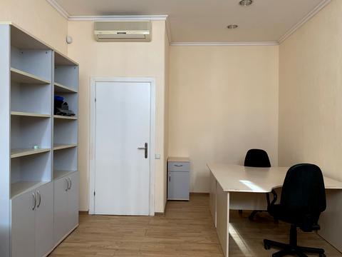 комерційна за адресою Київ, Павлівська вул., 17