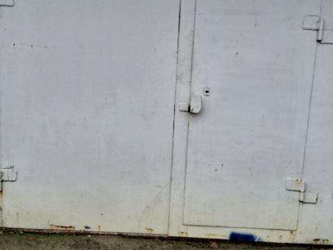 паркомісце за адресою Крайня вул., 1С