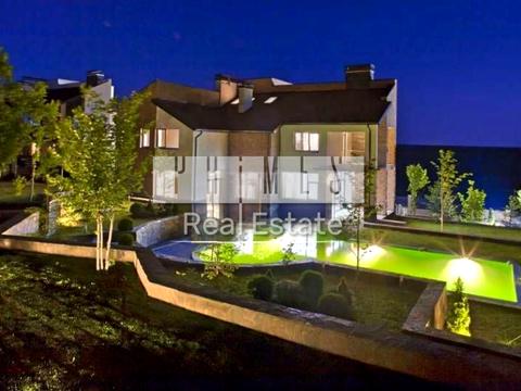 дом по адресу Ватутина пер., 1а