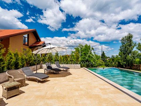 дом по адресу Левадна