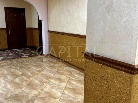 комерційна за адресою Здолбунівська вул., 9-Б