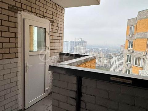 комерційна за адресою Здолбунівська вул., 9-Б