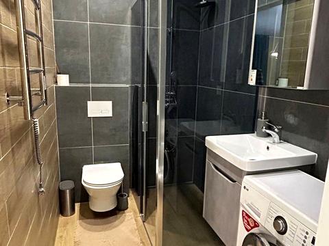 будинок за адресою Яснополянська вул.