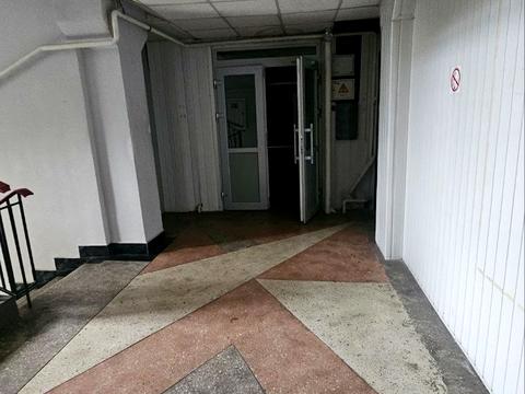 комерційна за адресою Євгена Коновальця вул. (Щорса), 31