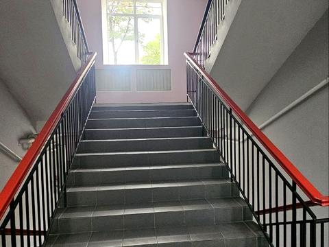 комерційна за адресою Євгена Коновальця вул. (Щорса), 31