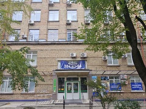 комерційна за адресою Євгена Коновальця вул. (Щорса), 31