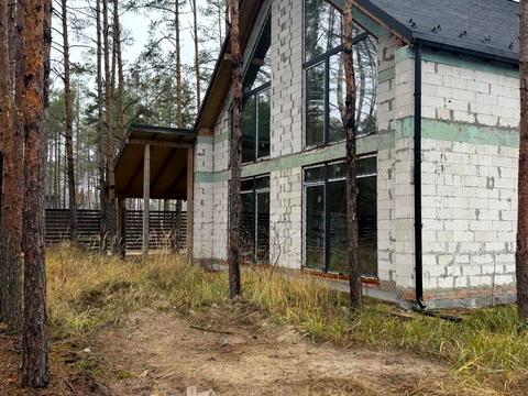 будинок за адресою лебедина