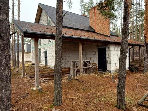 будинок за адресою лебедина