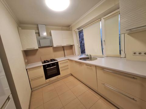 квартира за адресою Київ, Автозаводська вул., 17а