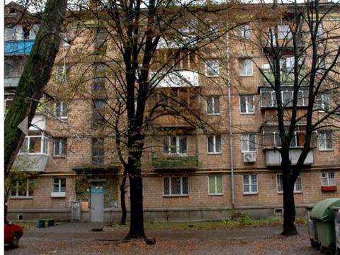 комерційна за адресою Авіаконструктора Антонова вул., 4к1