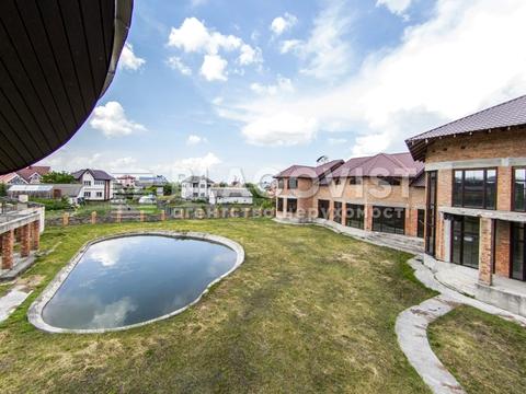 комерційна за адресою Каштанова вул., 7