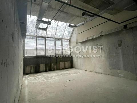 комерційна за адресою Євгена Коновальця вул. (Щорса), 44-А