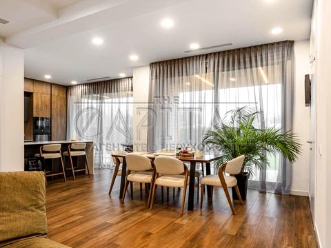 дом по адресу київська, 12