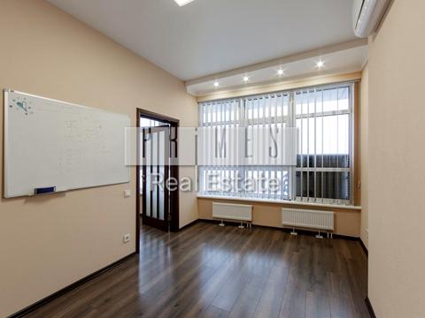 коммерческая по адресу Кловский спуск, 7