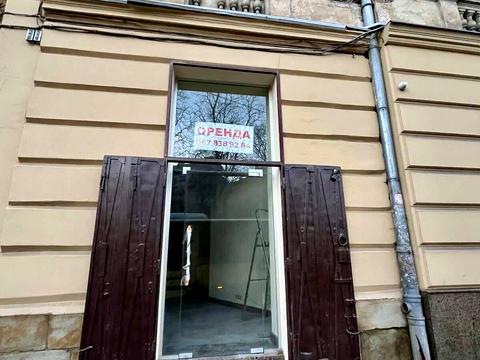 комерційна за адресою Львів, Різні пл., 1