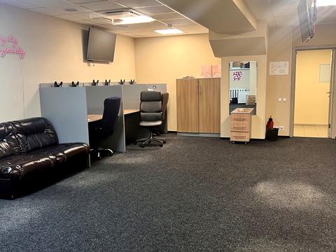 коммерческая по адресу Степана Бандеры просп. (Московський), 8