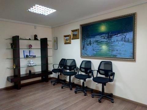 комерційна за адресою Олександра Кониського вул., 65