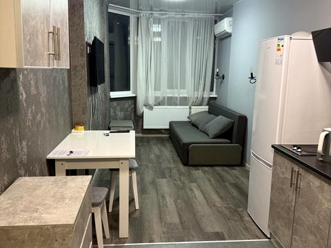 квартира за адресою Сім'ї Стешенків вул. (Тимофія Строкача), (Будинок 1)