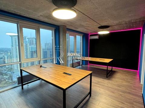 комерційна за адресою Михайла Бойчука вул. (Кіквідзе), 41