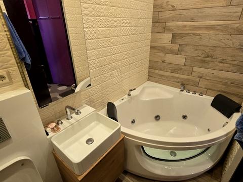 квартира за адресою Київ, Андрія Верхогляда вул. (Михайла Драгомирова), 20