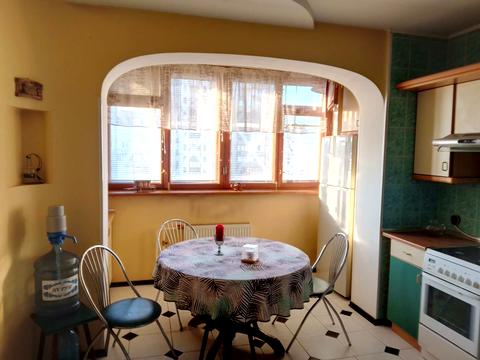 кімната за адресою Лариси Руденко вул., 13