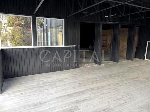 комерційна за адресою Олександра Довженка вул., 4-А