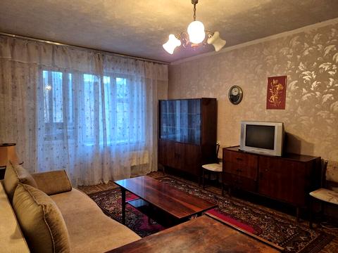 квартира за адресою Новодарницька вул., 6