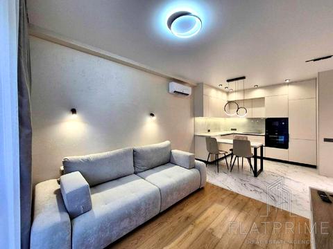 квартира за адресою Михайла Максимовича вул. (Онуфрія Трутенка), 28-Е