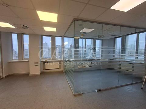 комерційна за адресою Лєскова вул., 9