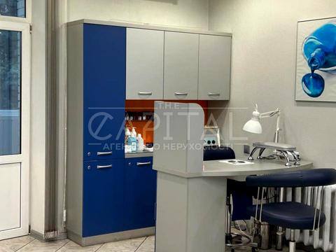 комерційна за адресою Петра Григоренка просп., 1-Б