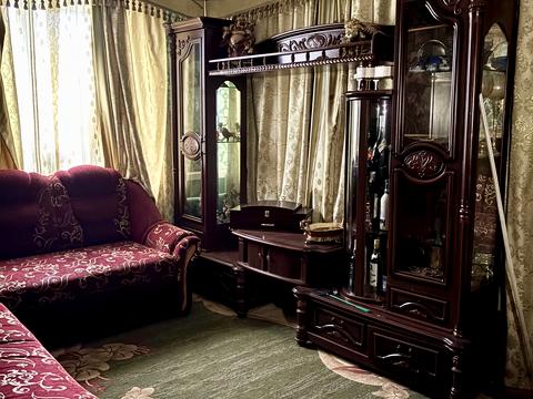 будинок за адресою Молодіжна