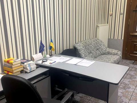 комерційна за адресою Павла Ковжуна вул., 6