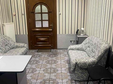 комерційна за адресою Павла Ковжуна вул., 6