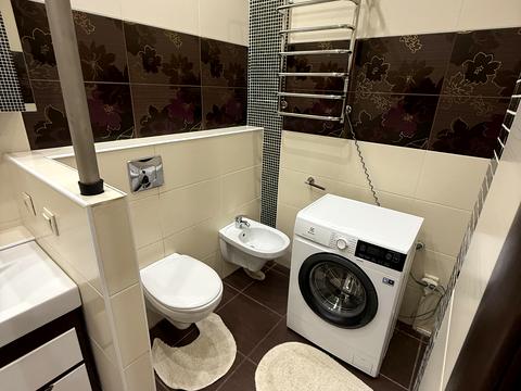 квартира за адресою Василя Тютюнника вул. (Анрі Барбюса), 37/1