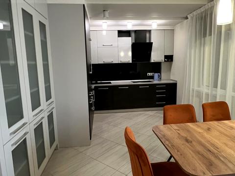 квартира за адресою Івана Величковського вул., 7