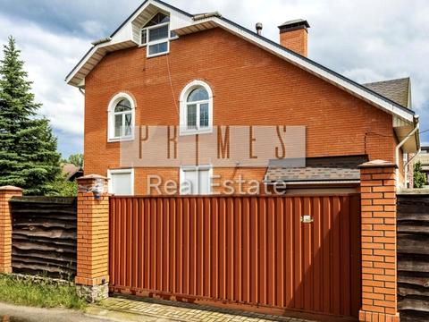 будинок за адресою Кар'єрна вул.