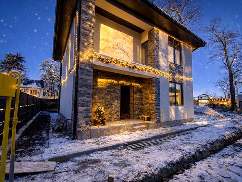 будинок за адресою Академіка Ромоданова вул. (Льва Толстого), 9