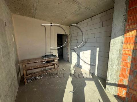 квартира за адресою Дніпровська набережна вул., 17-К