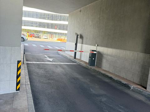 квартира за адресою Дніпровська набережна вул., 17-К