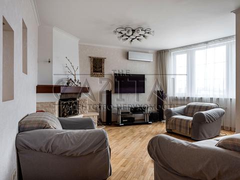 квартира за адресою Валерія Лобановського просп., 126-Г