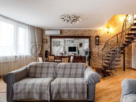 квартира за адресою Валерія Лобановського просп., 126-Г