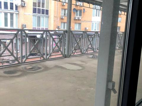 комерційна за адресою Володимира Івасюка просп. (Героїв Сталінграду), 4-А