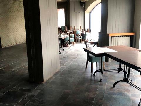 комерційна за адресою Володимира Івасюка просп. (Героїв Сталінграду), 4-А