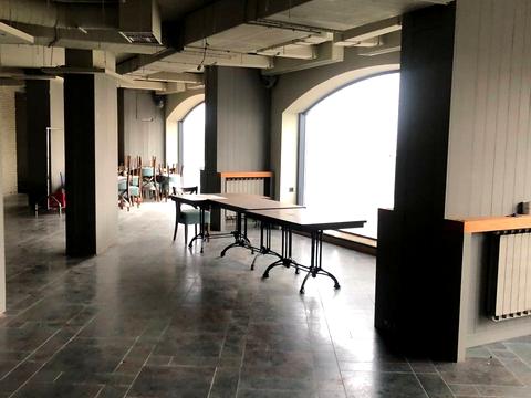 комерційна за адресою Володимира Івасюка просп. (Героїв Сталінграду), 4-А