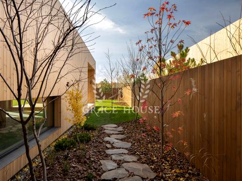 дом по адресу Лісова