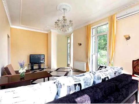 квартира по адресу Военный спуск, 5/1