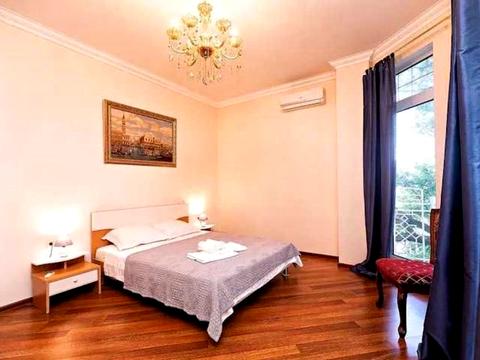 квартира по адресу Военный спуск, 5/1