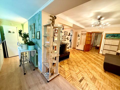 квартира за адресою Василя Сергієнка вул. (Задніпровська), 38